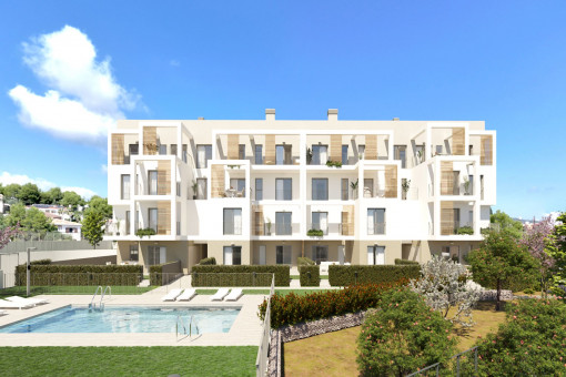 Two-bedroom apartment with large terrace and communal pool in Palmanova